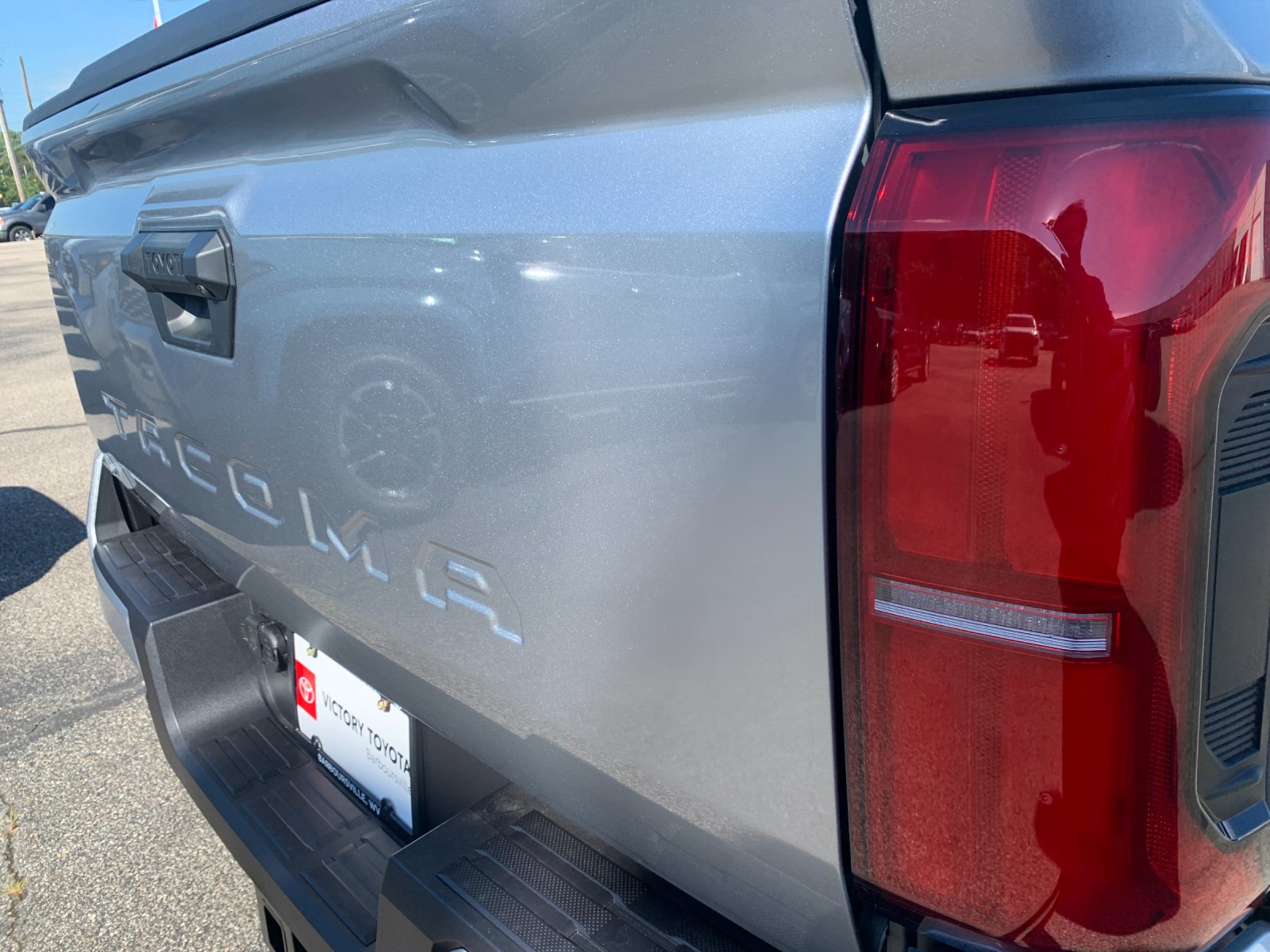 New 2026 Silver Toyota SR5 image 31