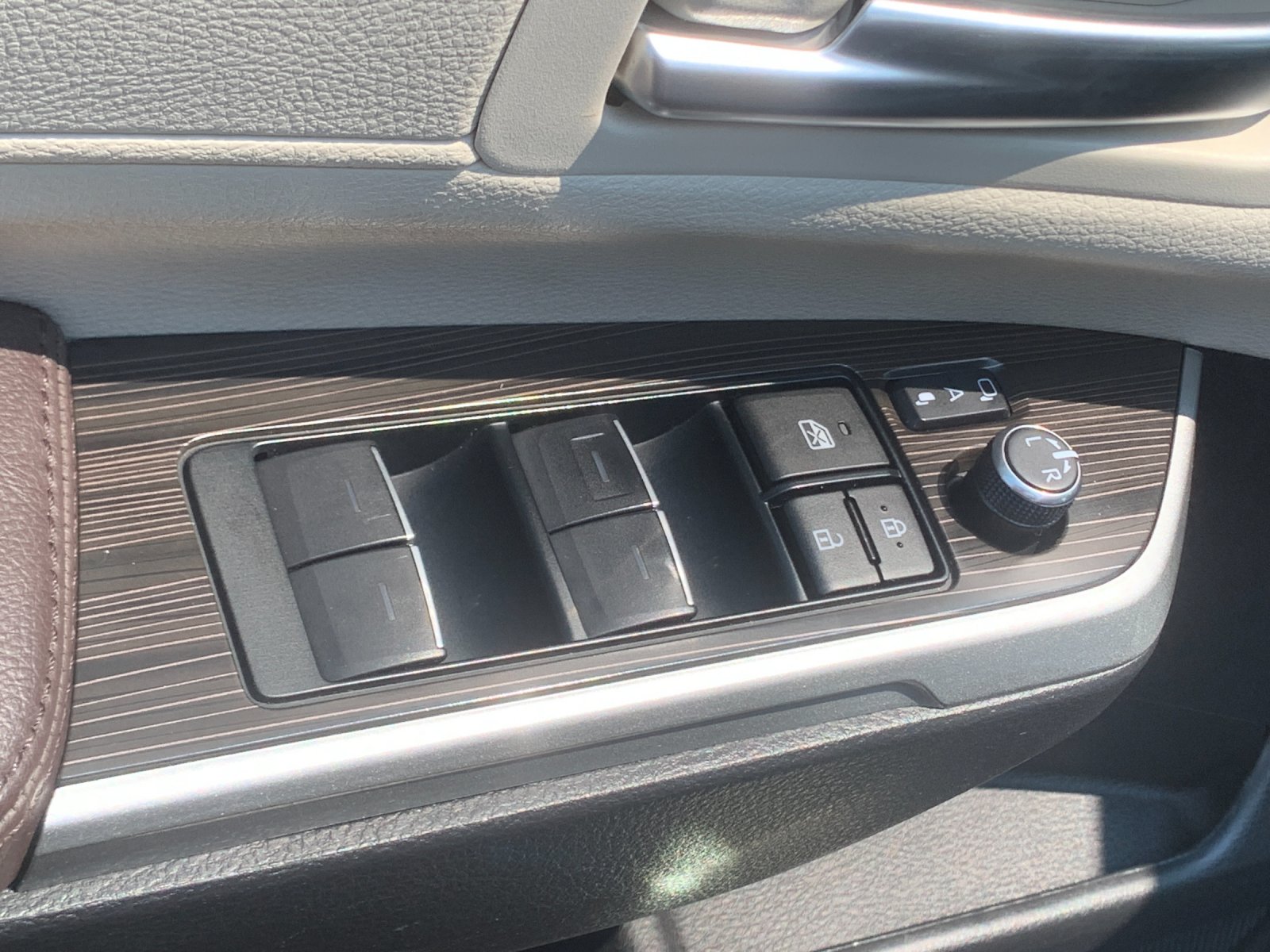 Used 2024 Red Toyota Platinum image 14