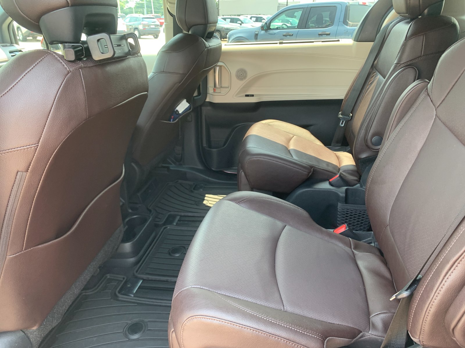 Used 2024 Red Toyota Platinum image 15