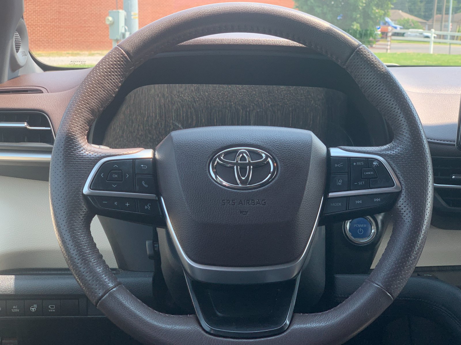 Used 2024 Red Toyota Platinum image 29