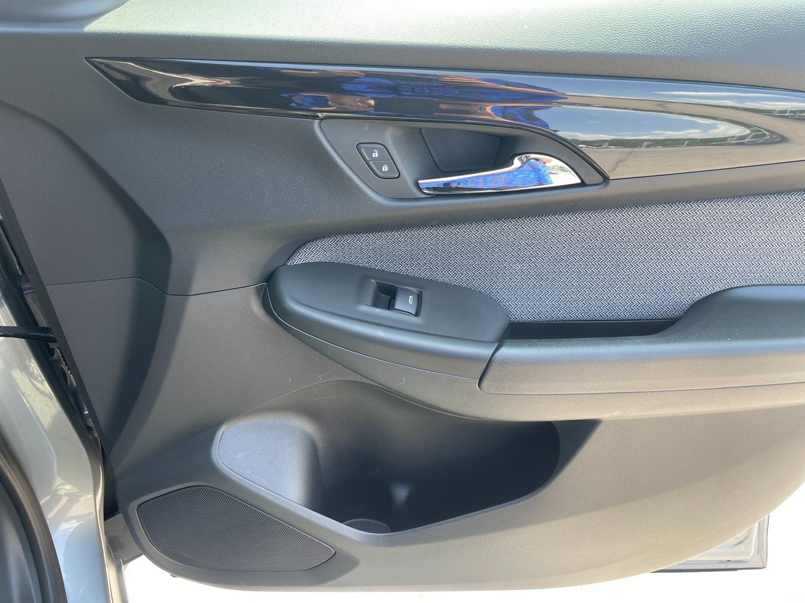 Used 2026 Gray Chevrolet LT image 19