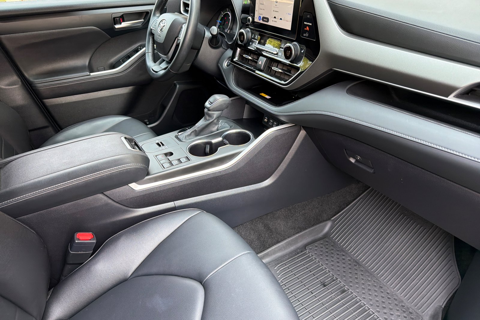 Used 2024 Gray Toyota XLE image 14