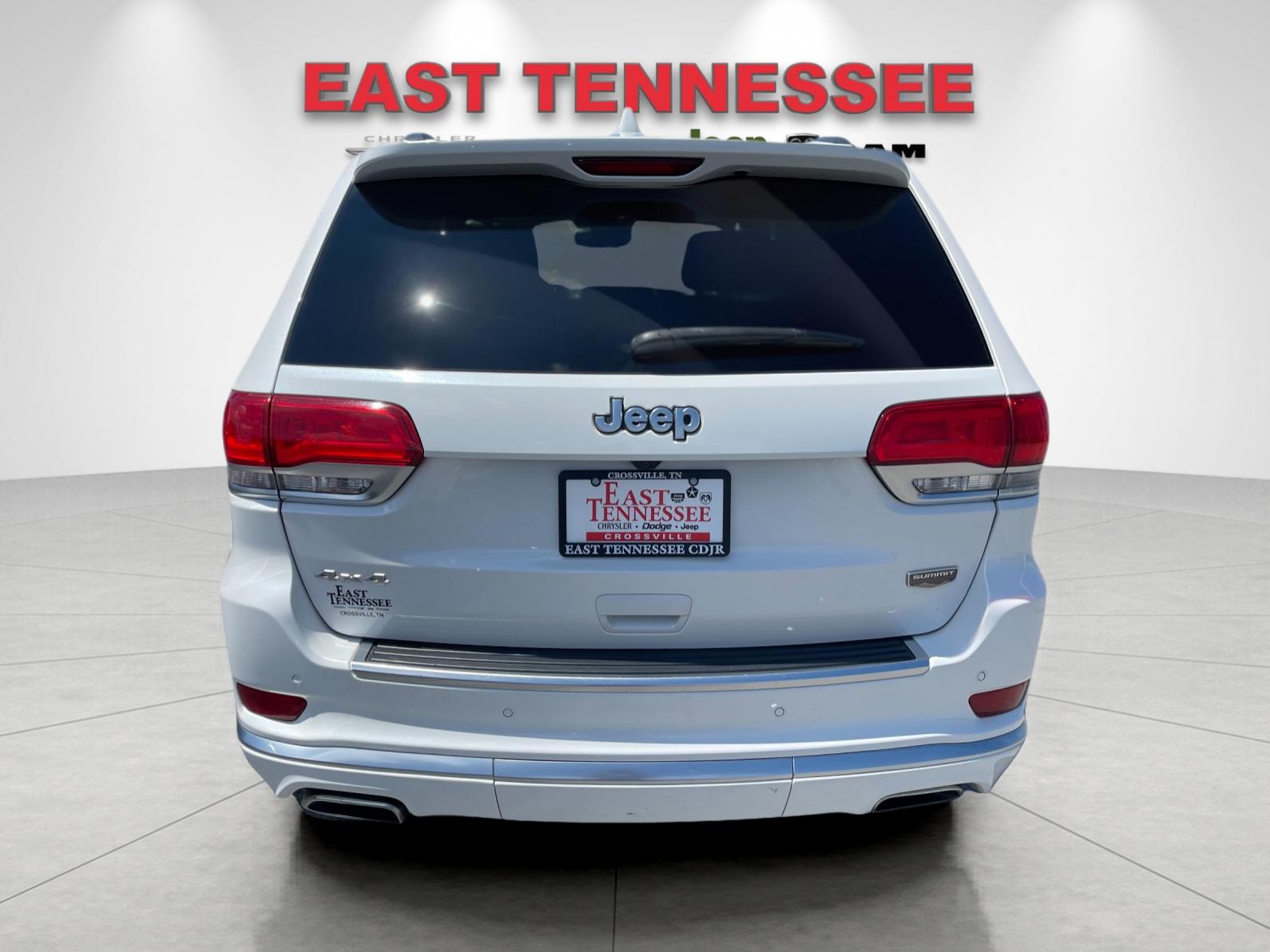 Used 2020 White Jeep Summit image 4