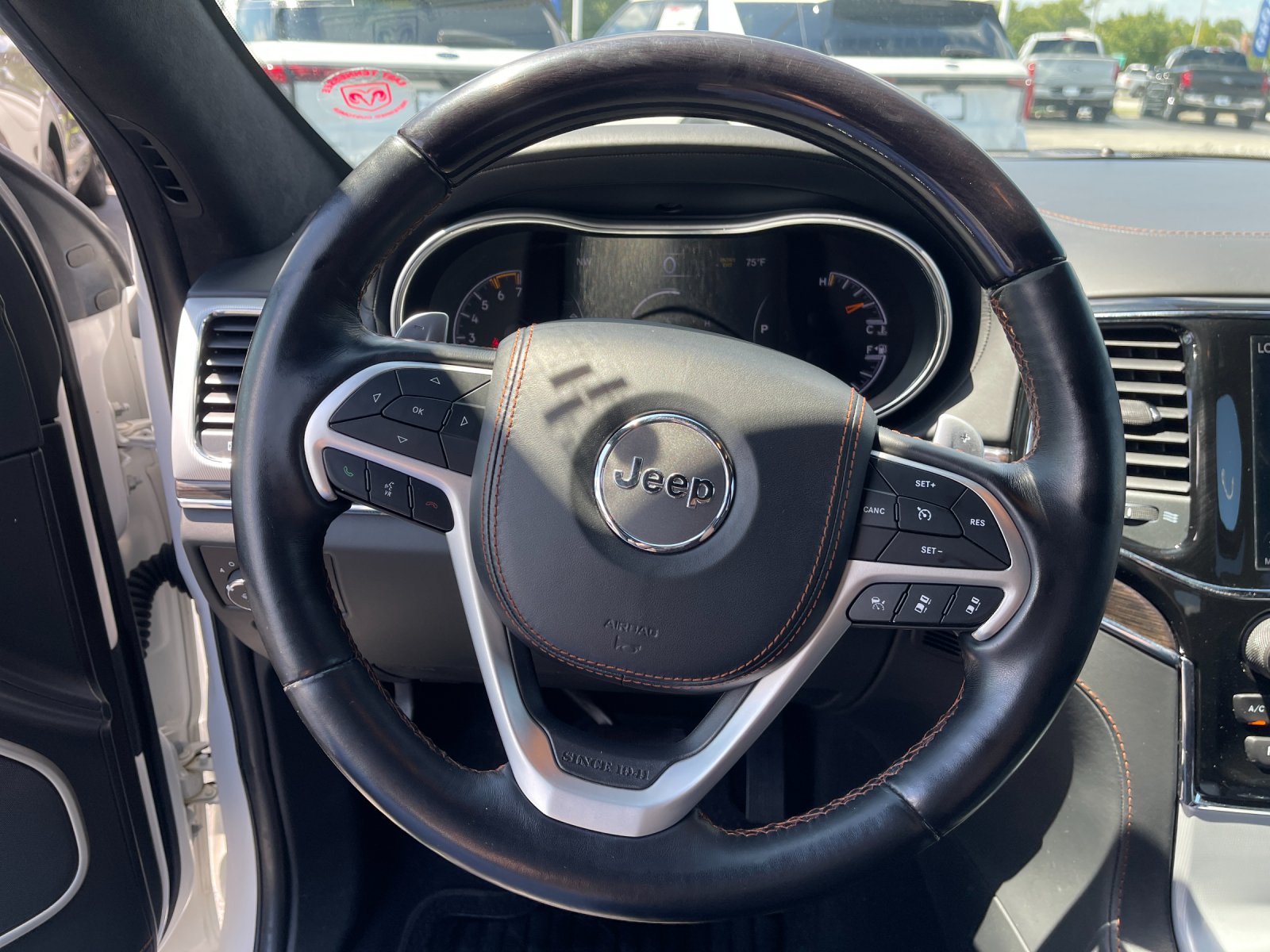Used 2020 White Jeep Summit image 26