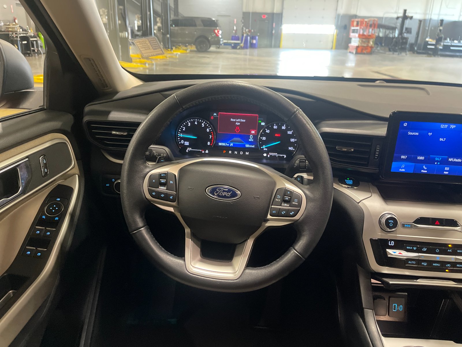 Used 2020 Red Ford XLT image 16