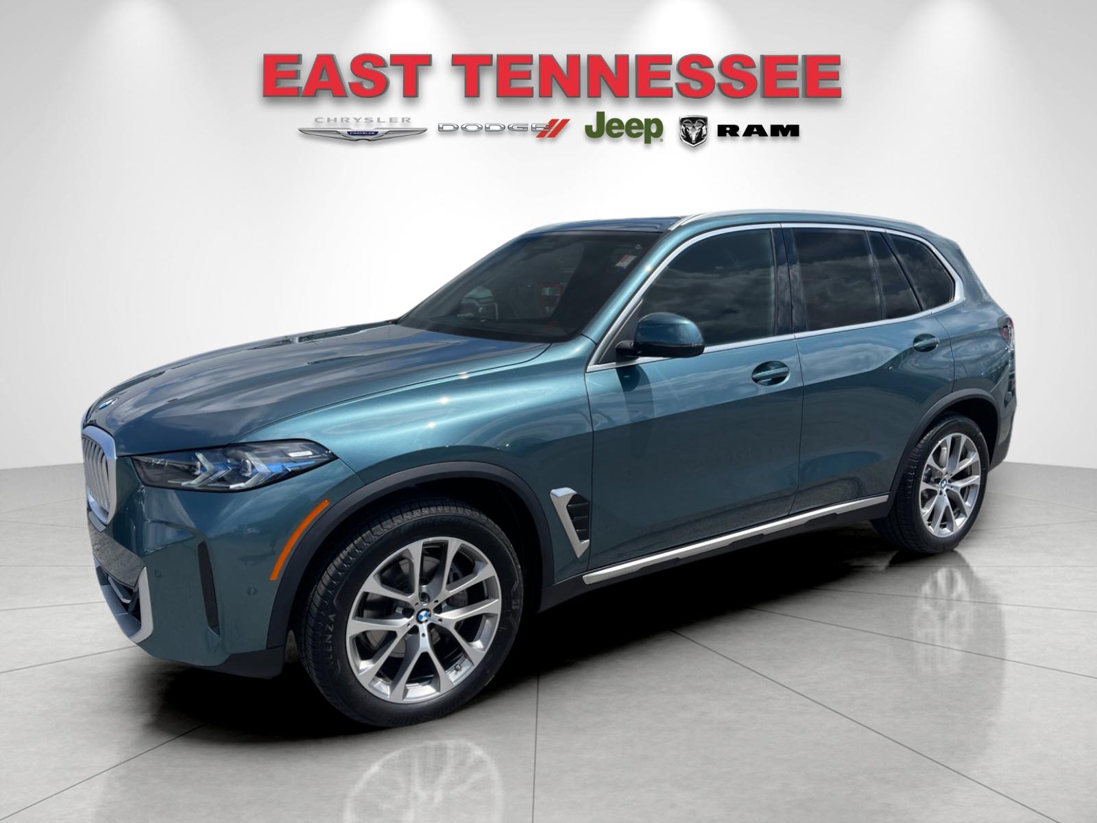 Used 2026 Blue BMW xDrive40i image 7