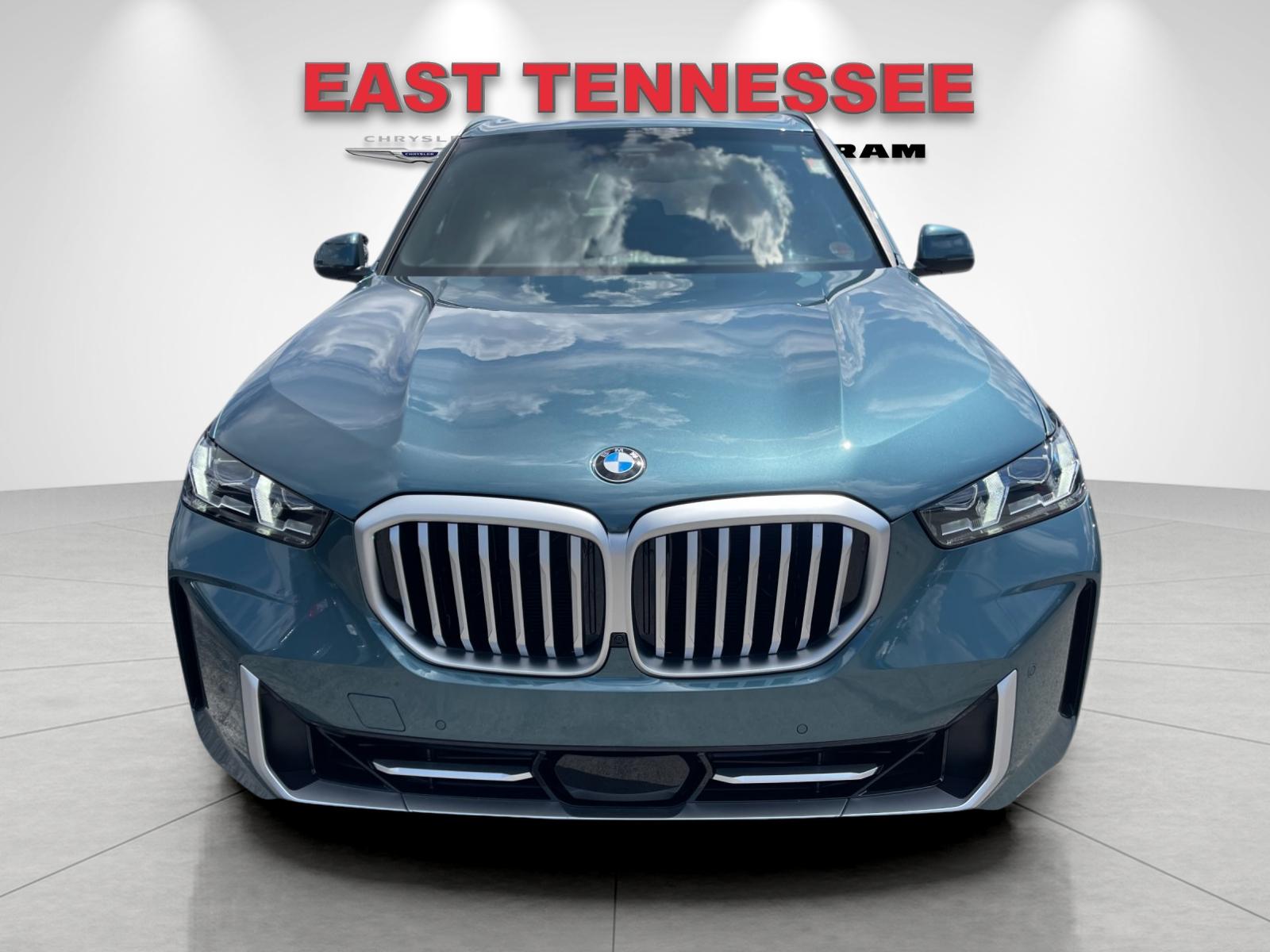 Used 2026 Blue BMW xDrive40i image 9