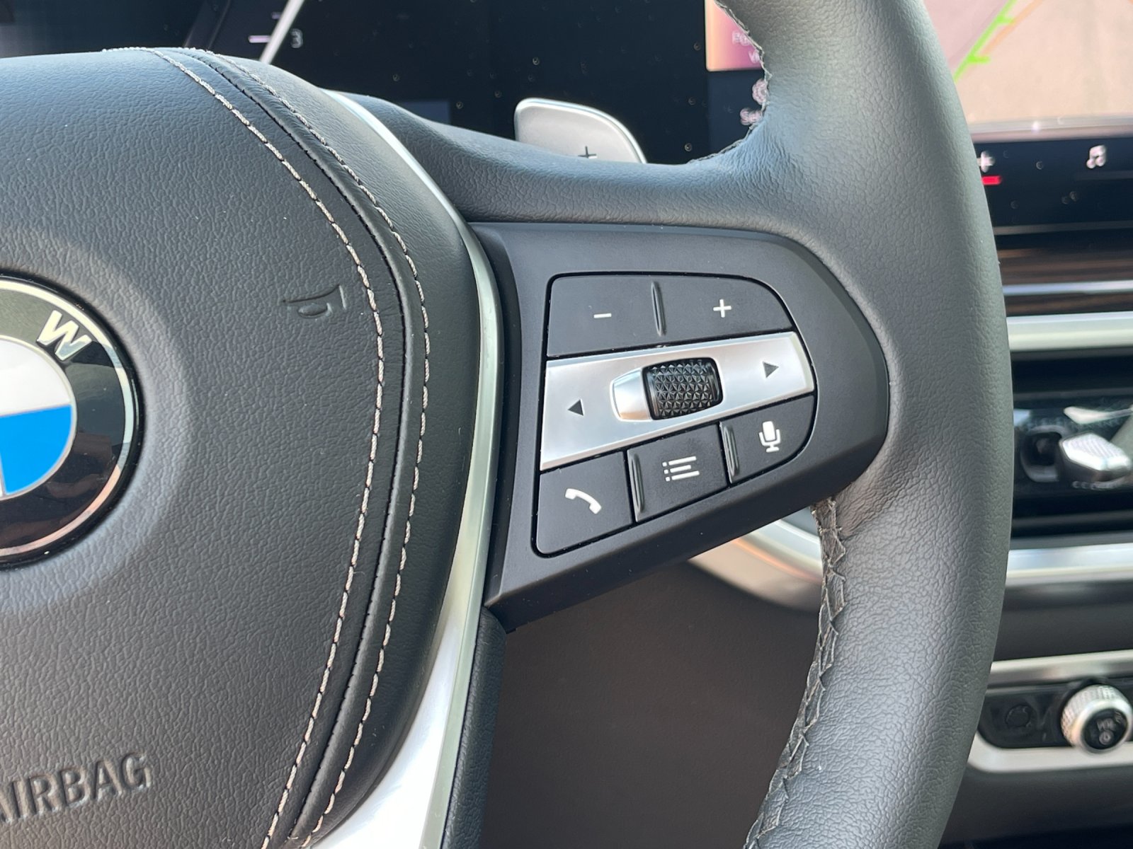 Used 2026 Blue BMW xDrive40i image 28