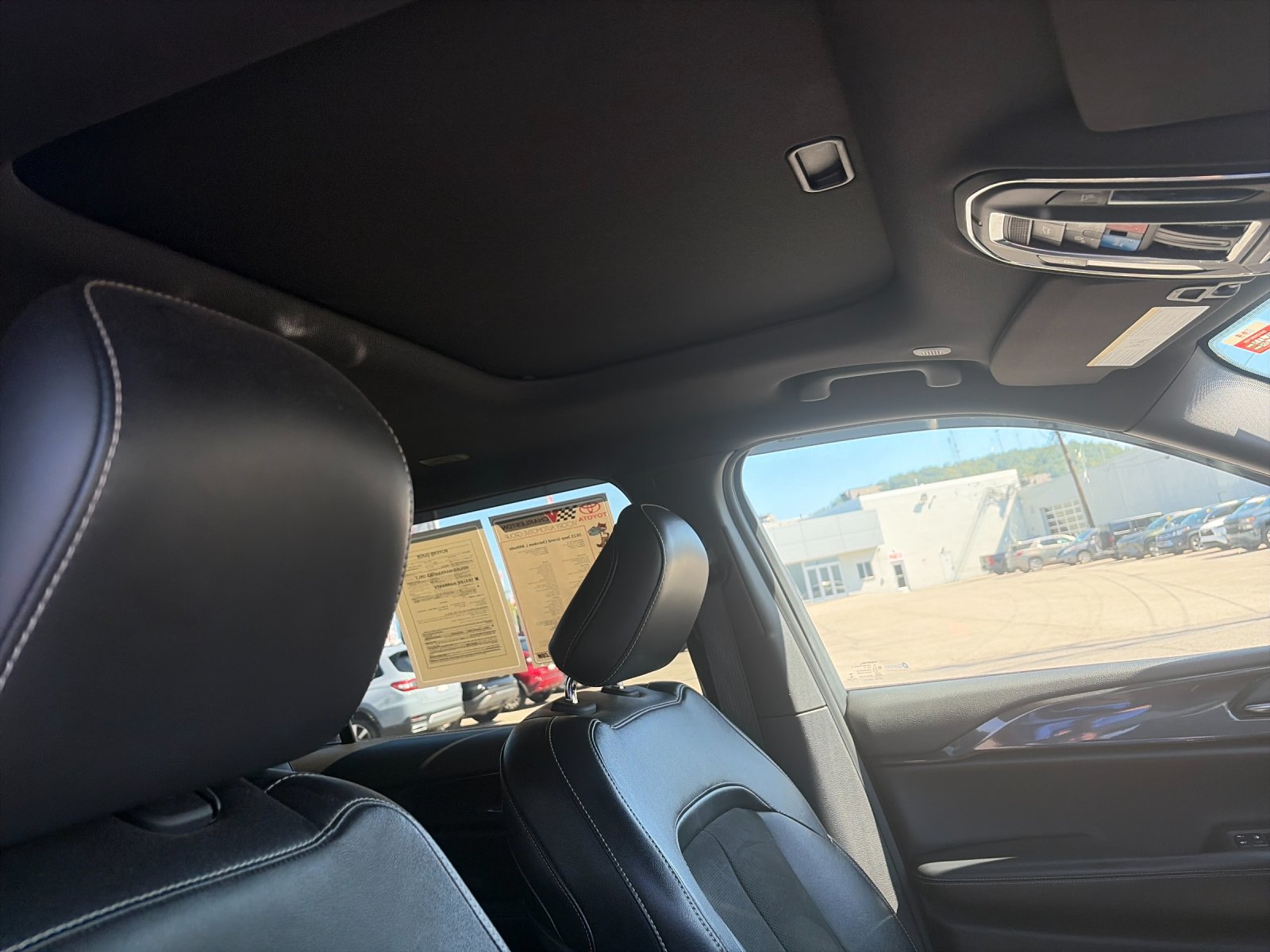 Used 2023 Gray Jeep Altitude image 20