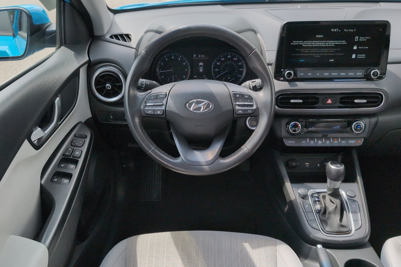 Used 2023 Green Hyundai SEL image 15