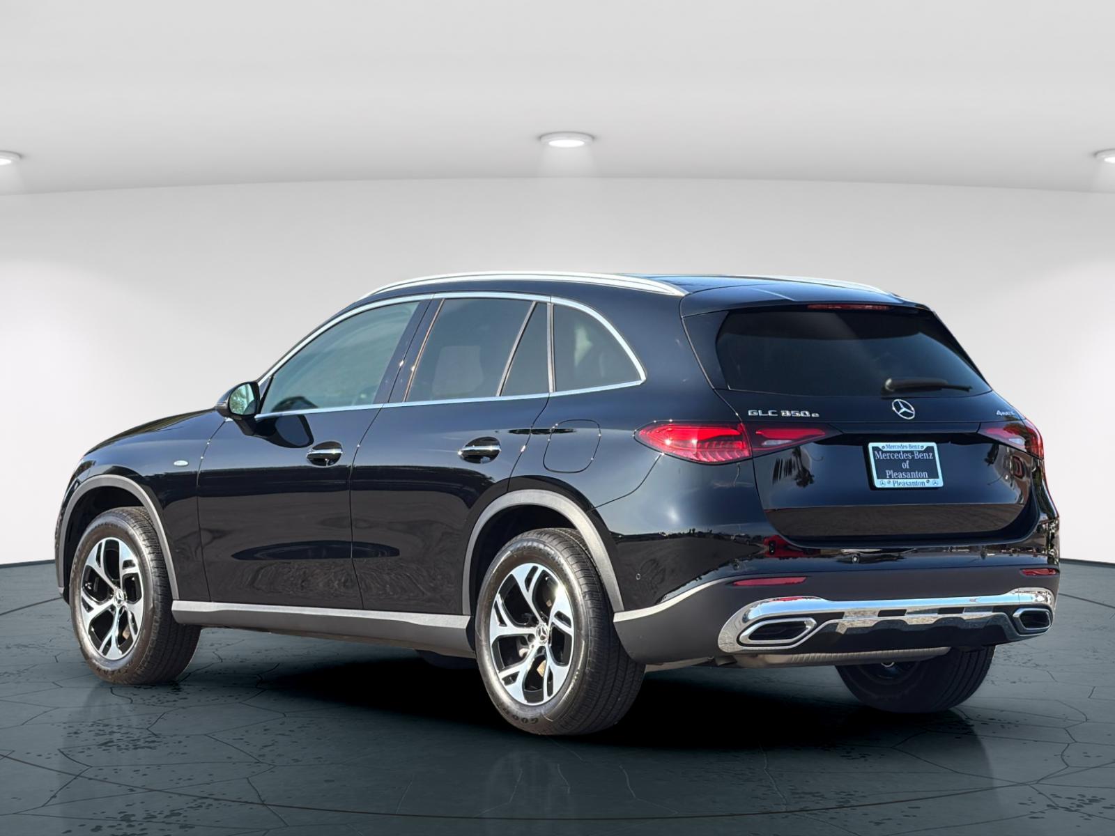 Certified Used 2025 Black Mercedes-Benz GLC 350e 4D Sport Utility 4MATIC® image 4