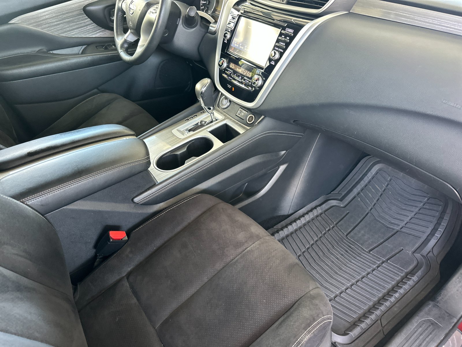 Used 2018 Cayenne Red Metallic Nissan SV 4D Sport Utility image 20