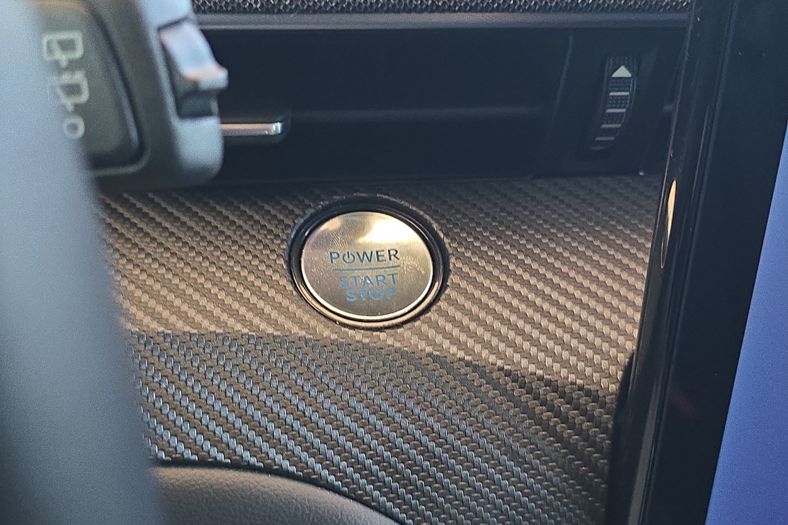 Used 2024 Red Ford Premium image 23