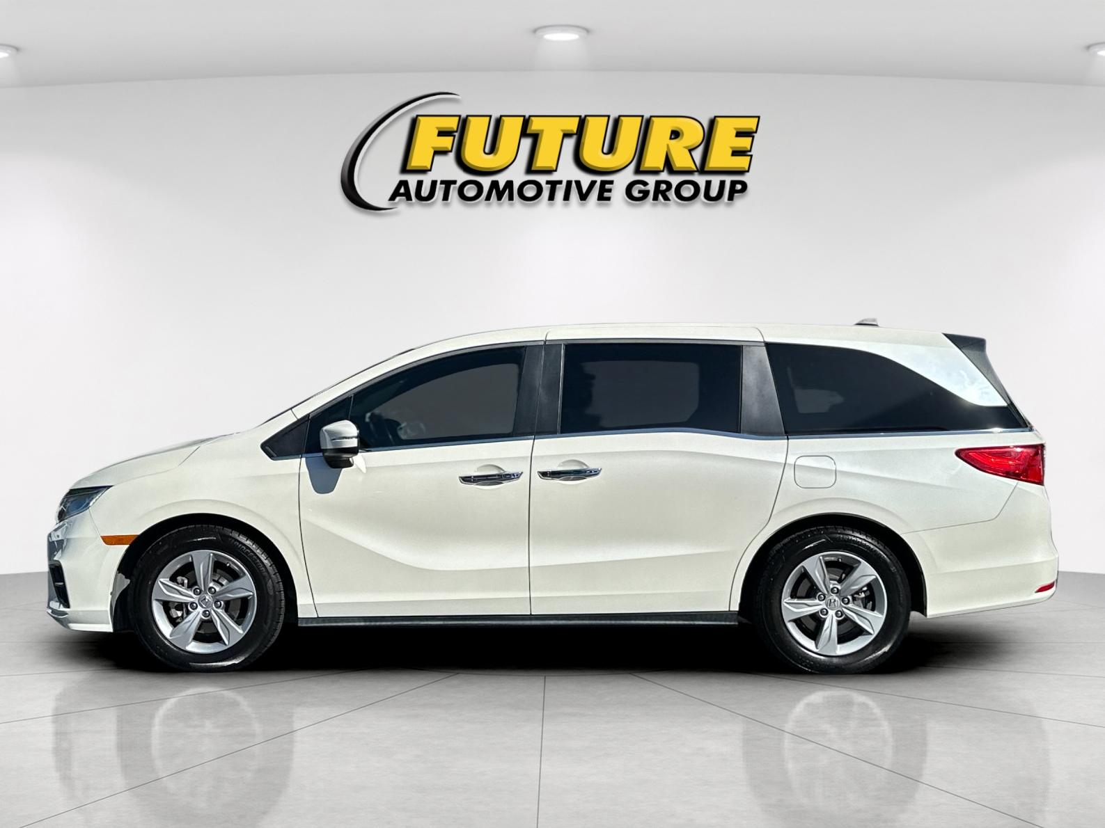 Used 2018 White Honda EX-L image 6