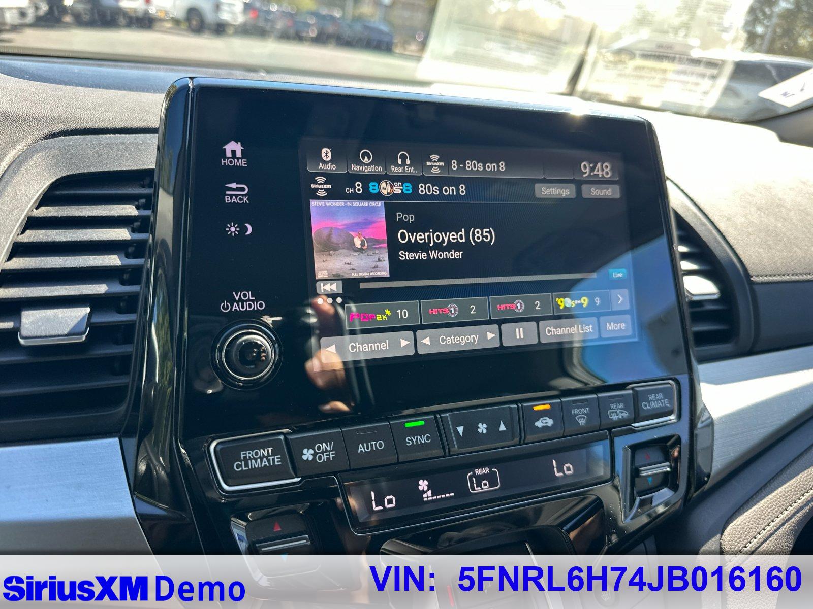 Used 2018 White Honda EX-L image 30