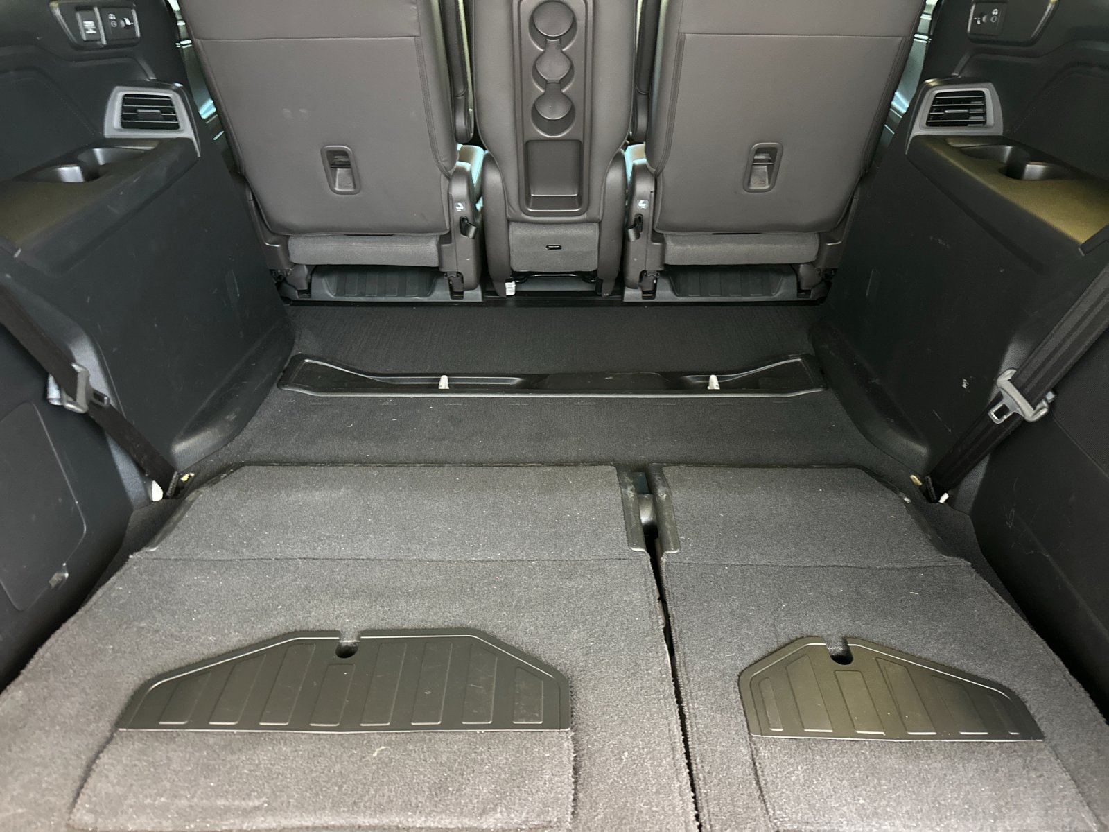 Used 2018 White Honda EX-L image 16