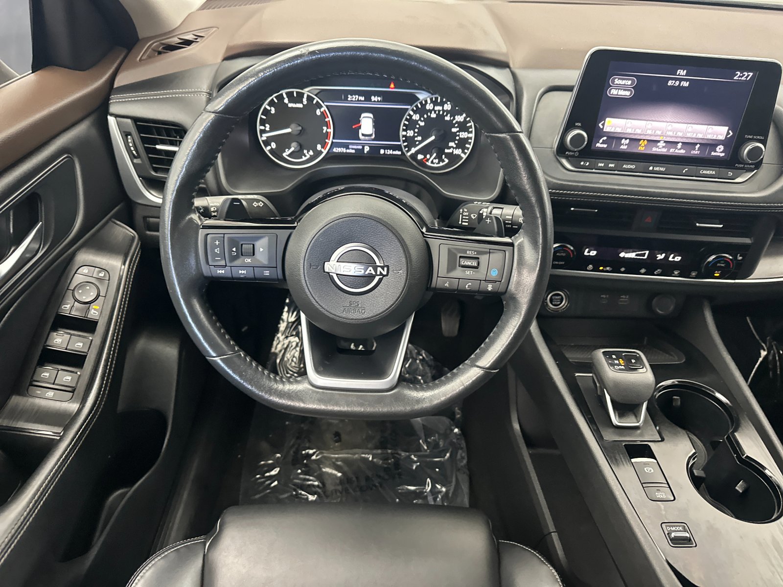 Used 2023 Black Nissan SV image 13