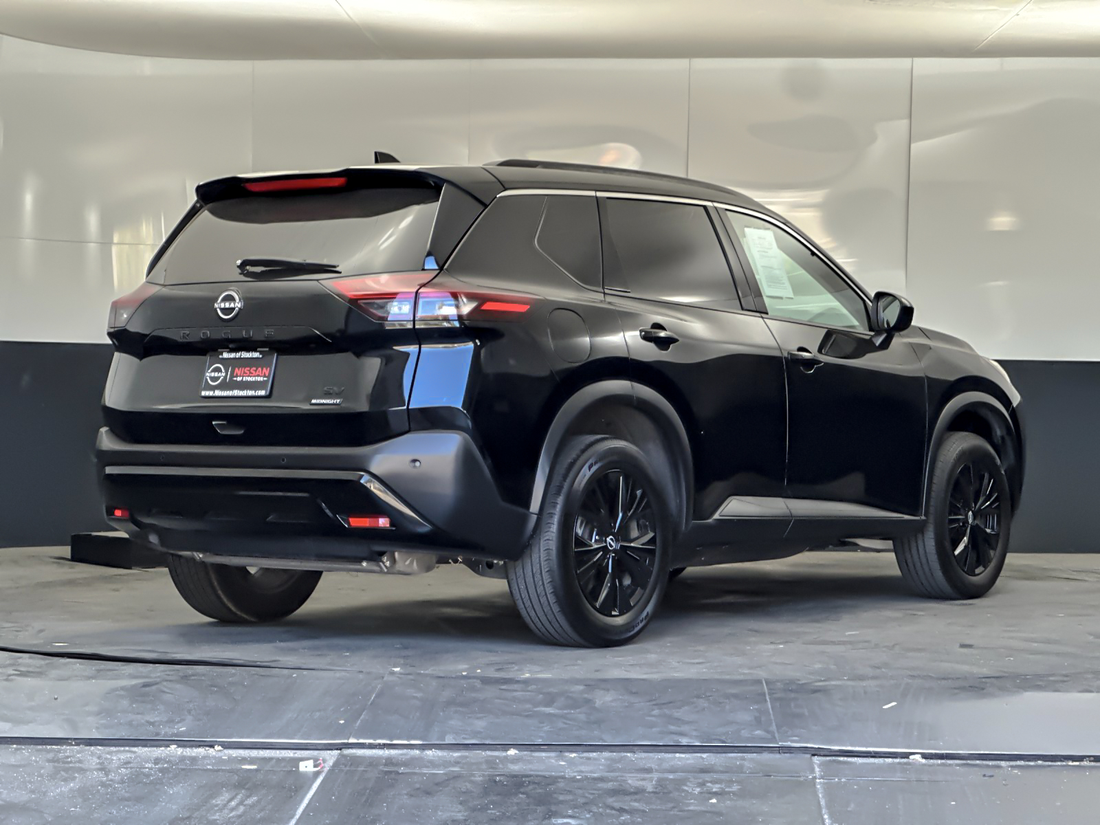 Used 2023 Black Nissan SV image 3