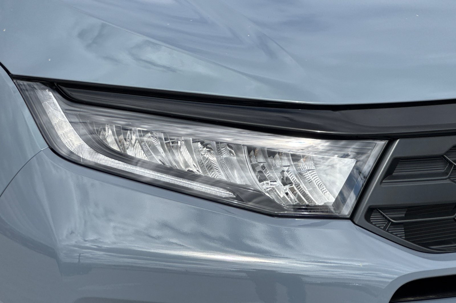 New 2026 Sonic Gray Pearl Honda Sport-L image 29