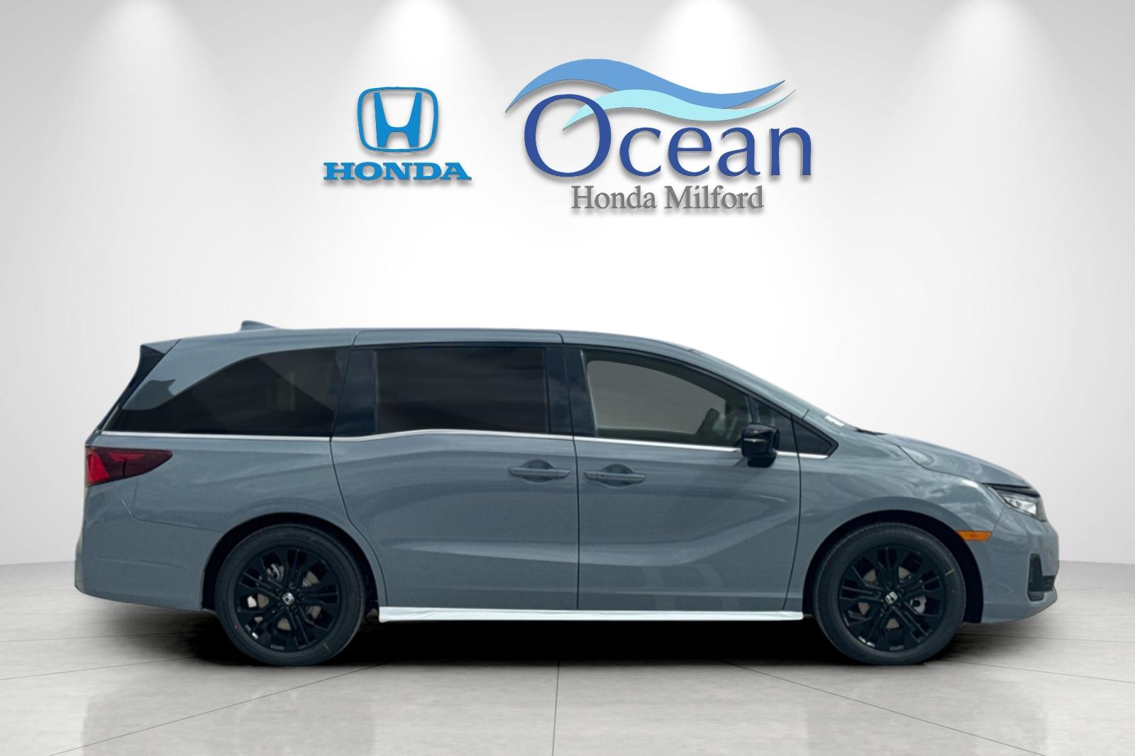 New 2026 Sonic Gray Pearl Honda Sport-L image 6