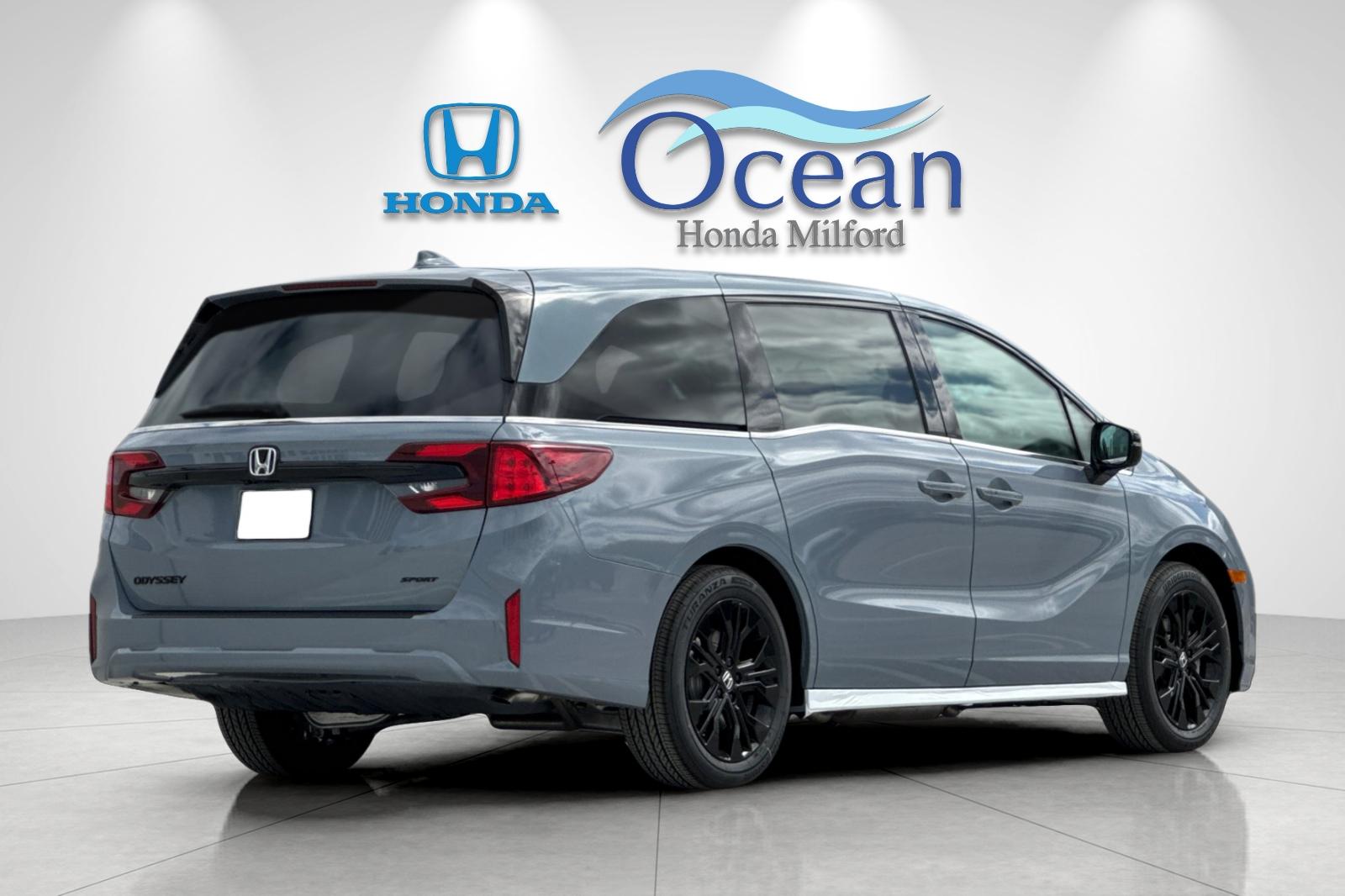 New 2026 Sonic Gray Pearl Honda Sport-L image 5