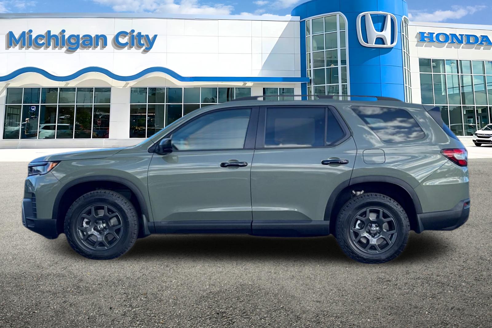 New 2026 Ash Green Metallic Honda TrailSport image 2