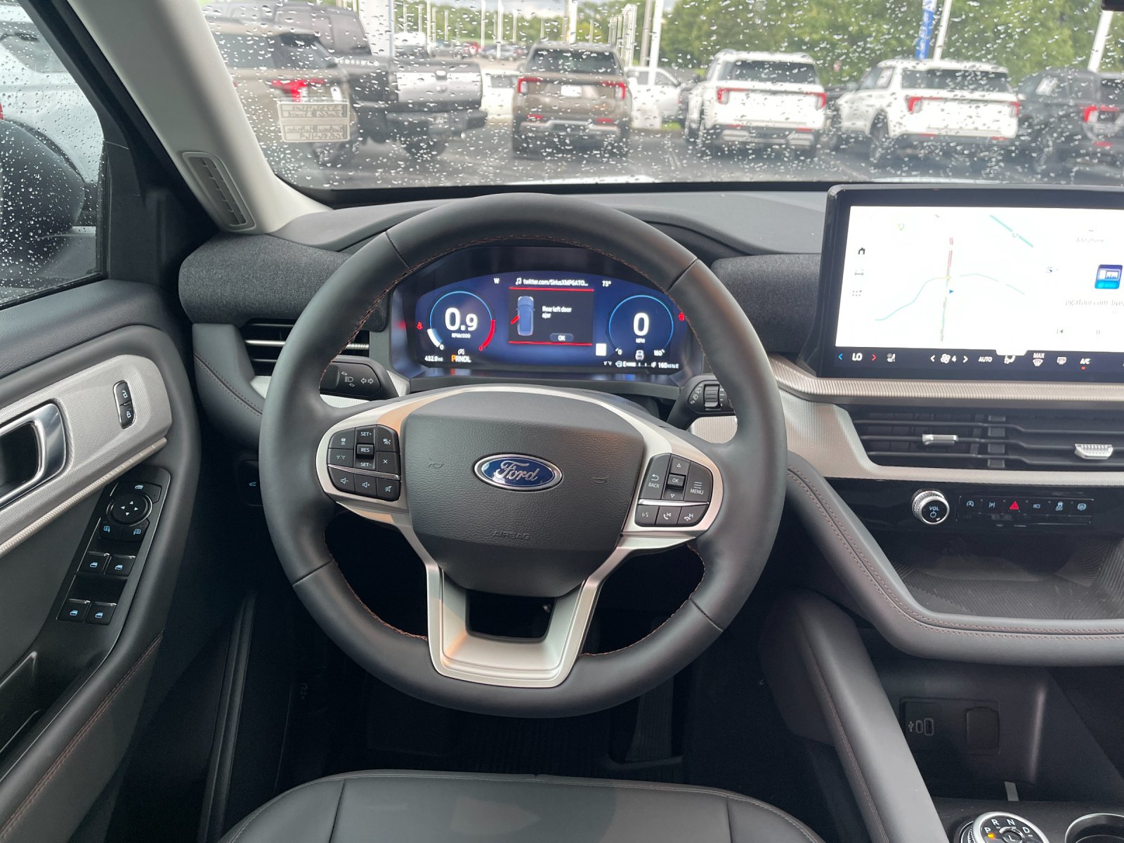 New 2026 Space White Metallic Ford Active image 15