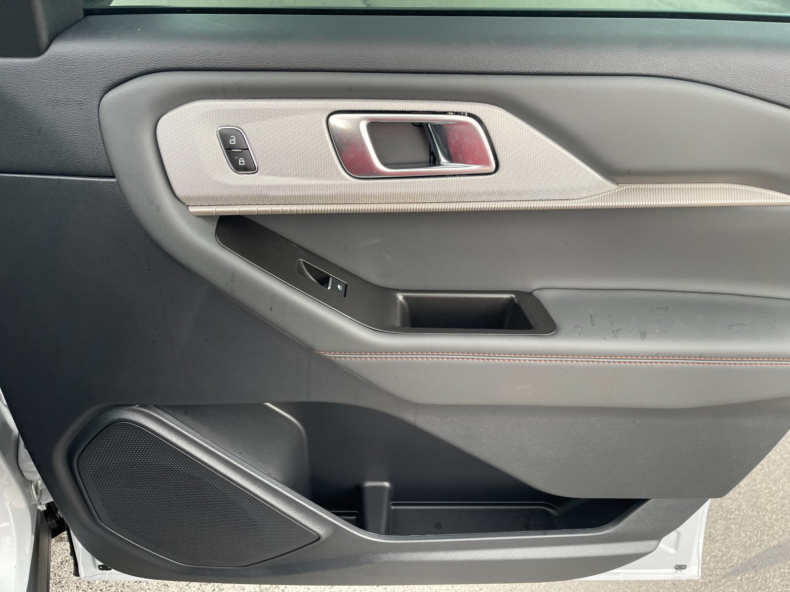 New 2026 Space White Metallic Ford Active image 19
