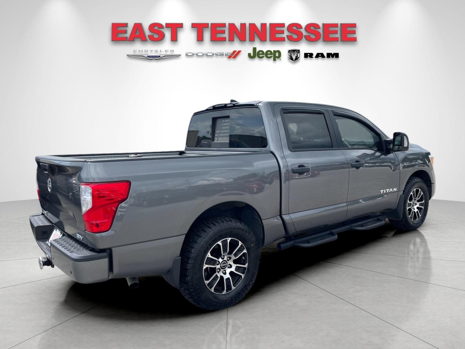 Used 2023 Gray Nissan SV image 3