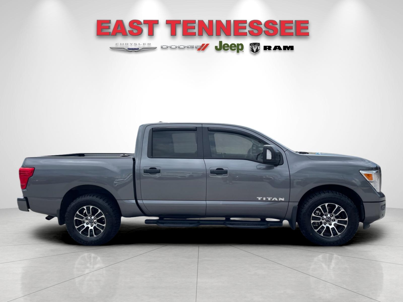 Used 2023 Gray Nissan SV image 2