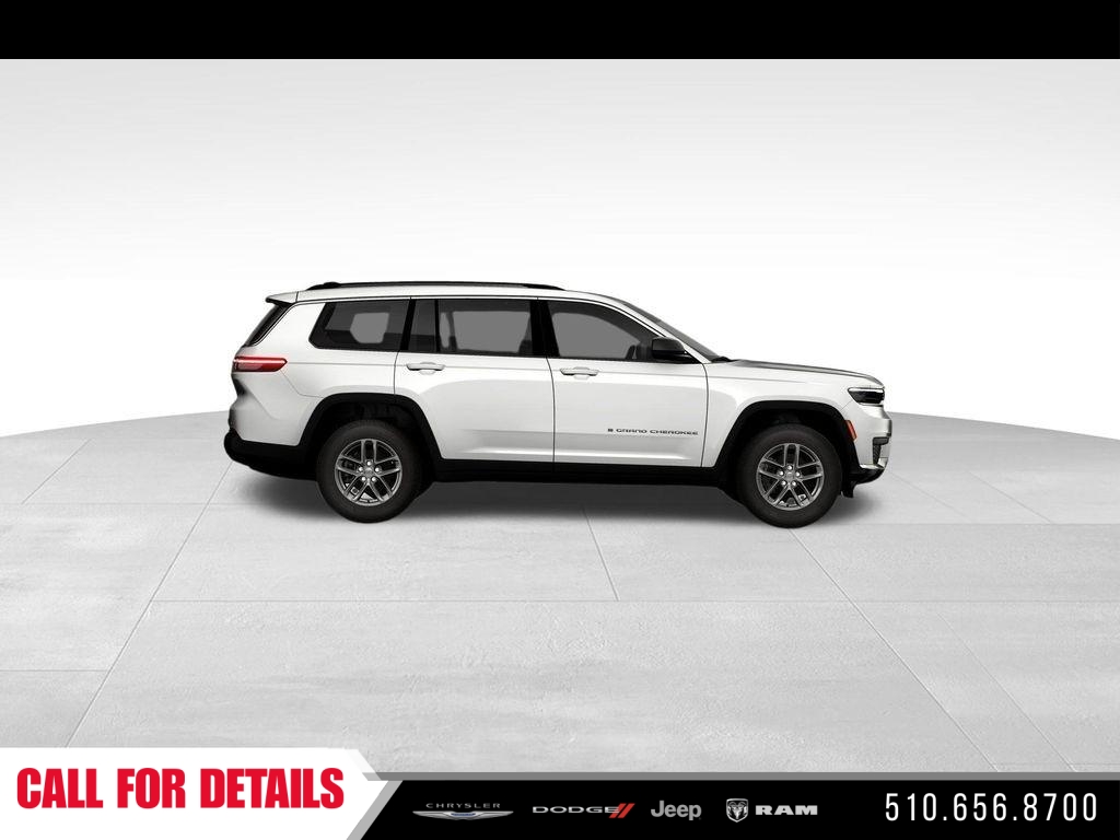 New 2026 Bright White Clear-Coat Exterior Paint Jeep  image 9