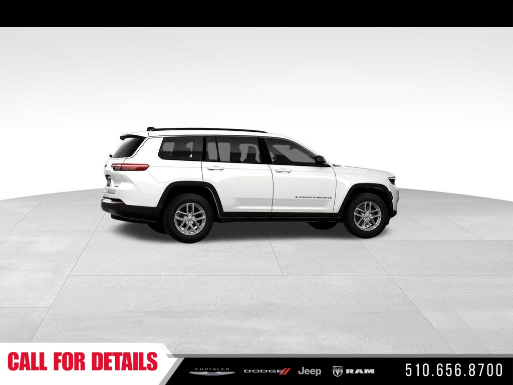 New 2026 Bright White Clear-Coat Exterior Paint Jeep  image 15