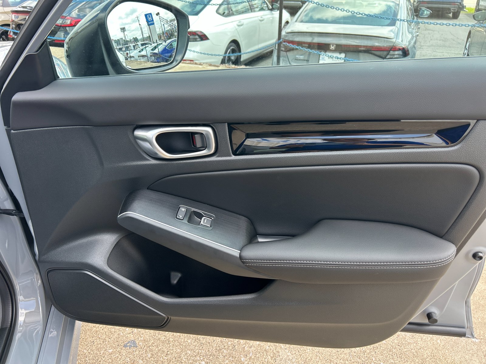 New 2026 Urban Gray Pearl Honda 2WD Sport Touring Hybrid image 20