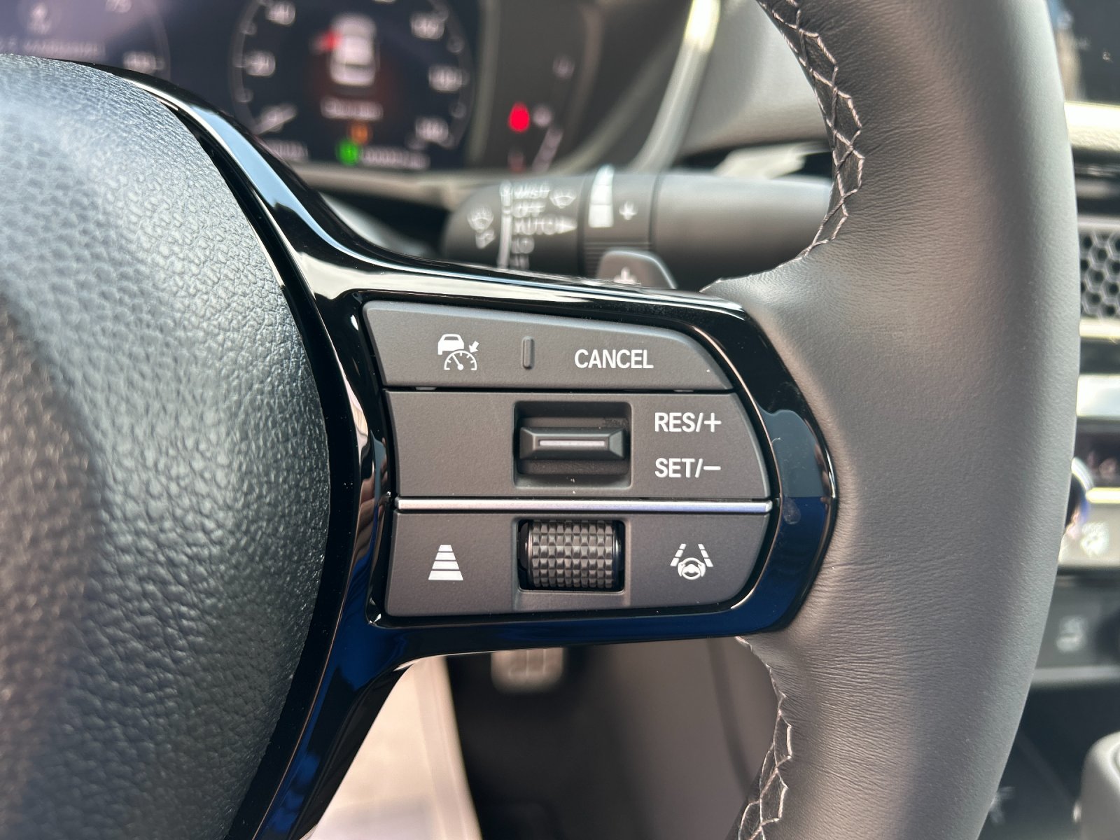 New 2026 Urban Gray Pearl Honda 2WD Sport Touring Hybrid image 30