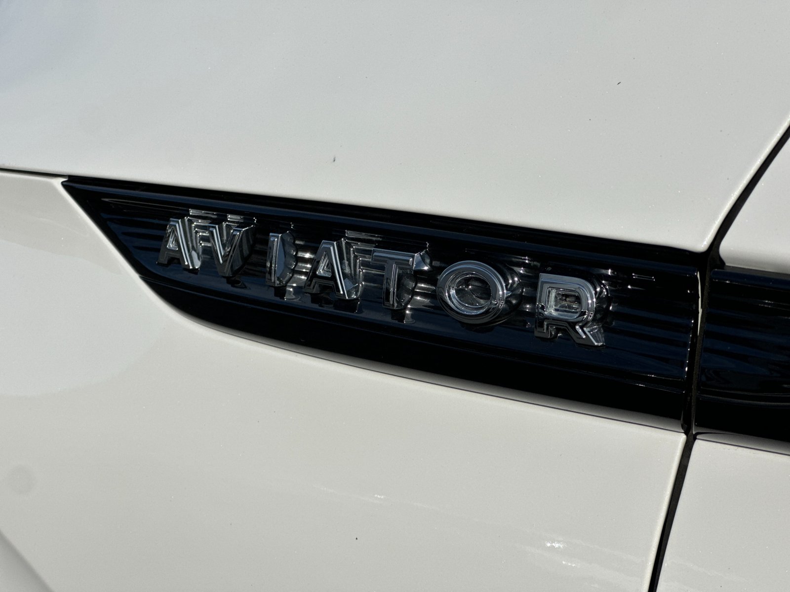 Used 2023 White Lincoln Black Label image 27