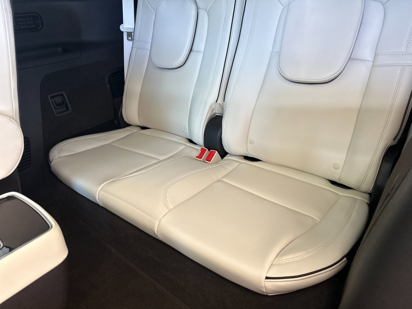 Used 2023 White Lincoln Black Label image 14