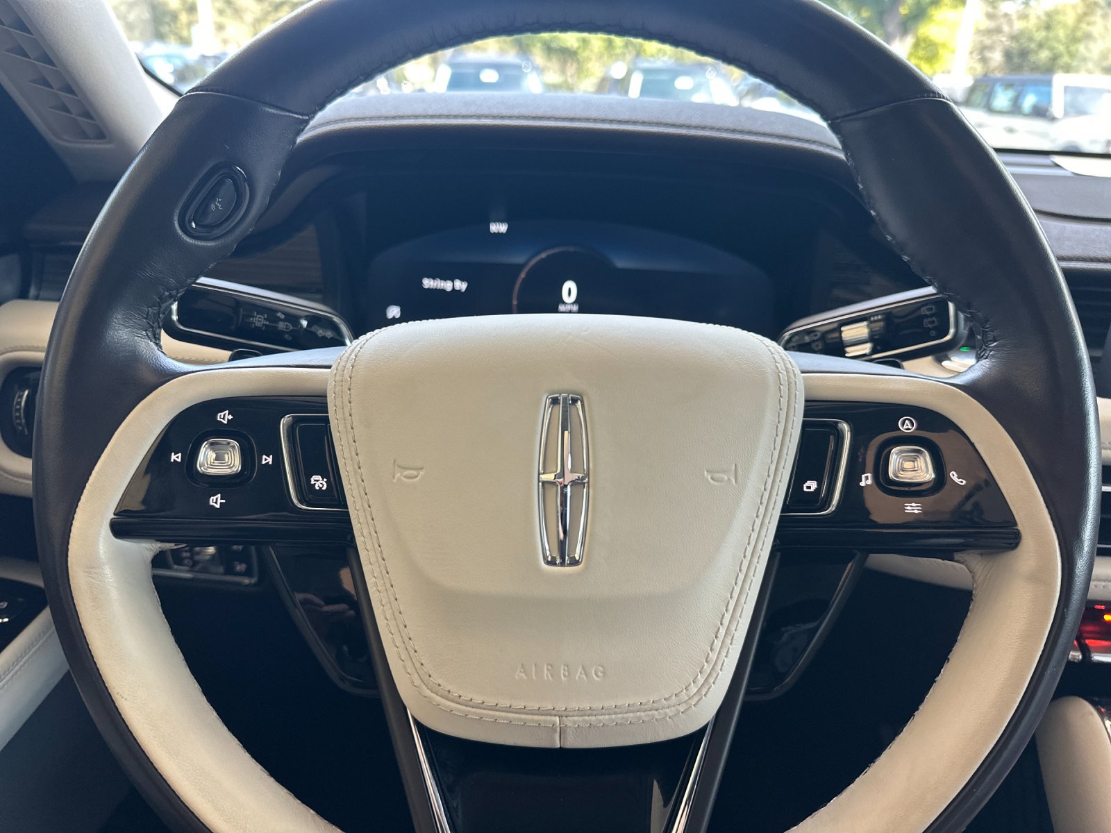 Used 2023 White Lincoln Black Label image 24