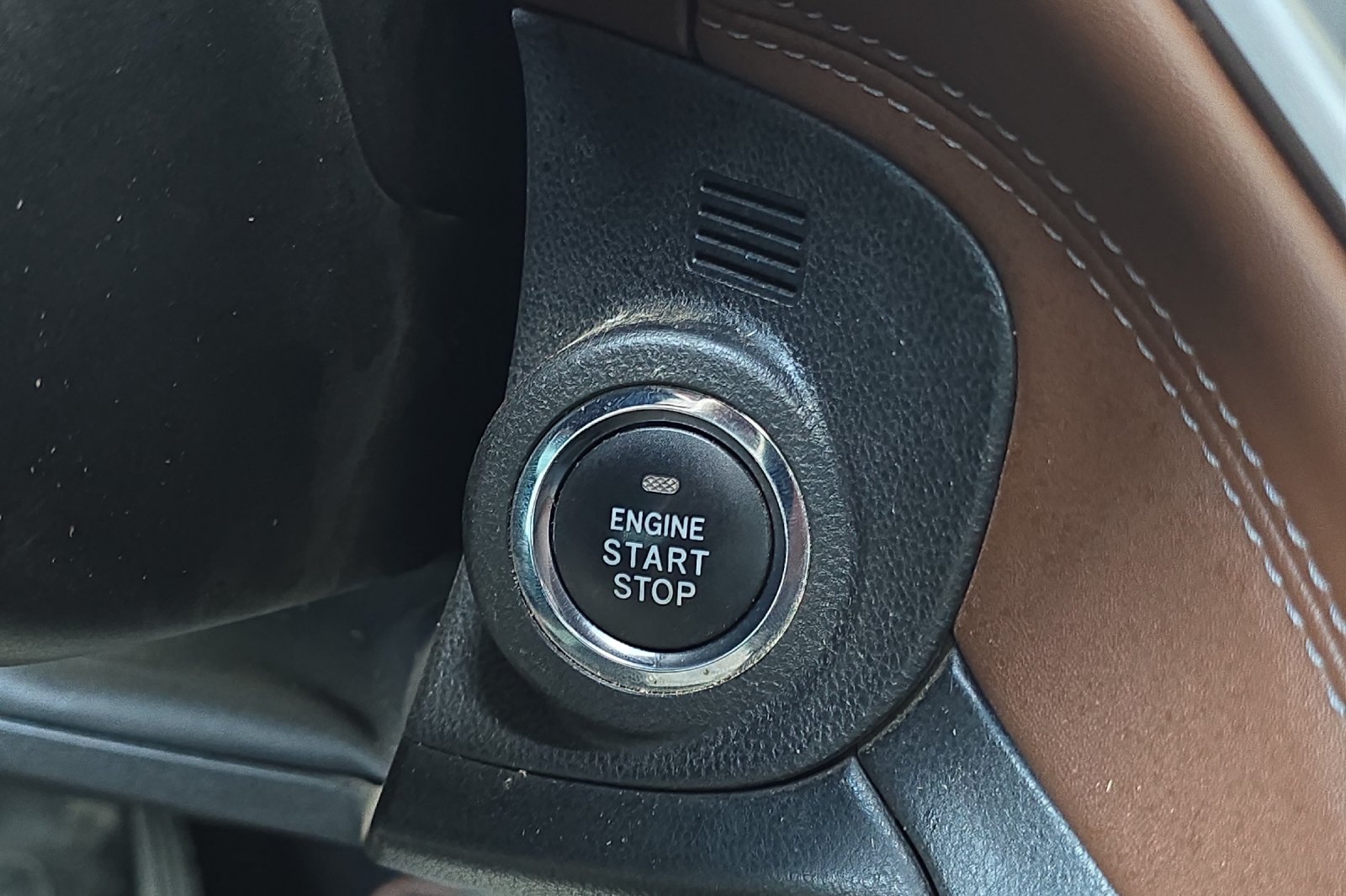 Used 2022 Gray Subaru Touring image 19
