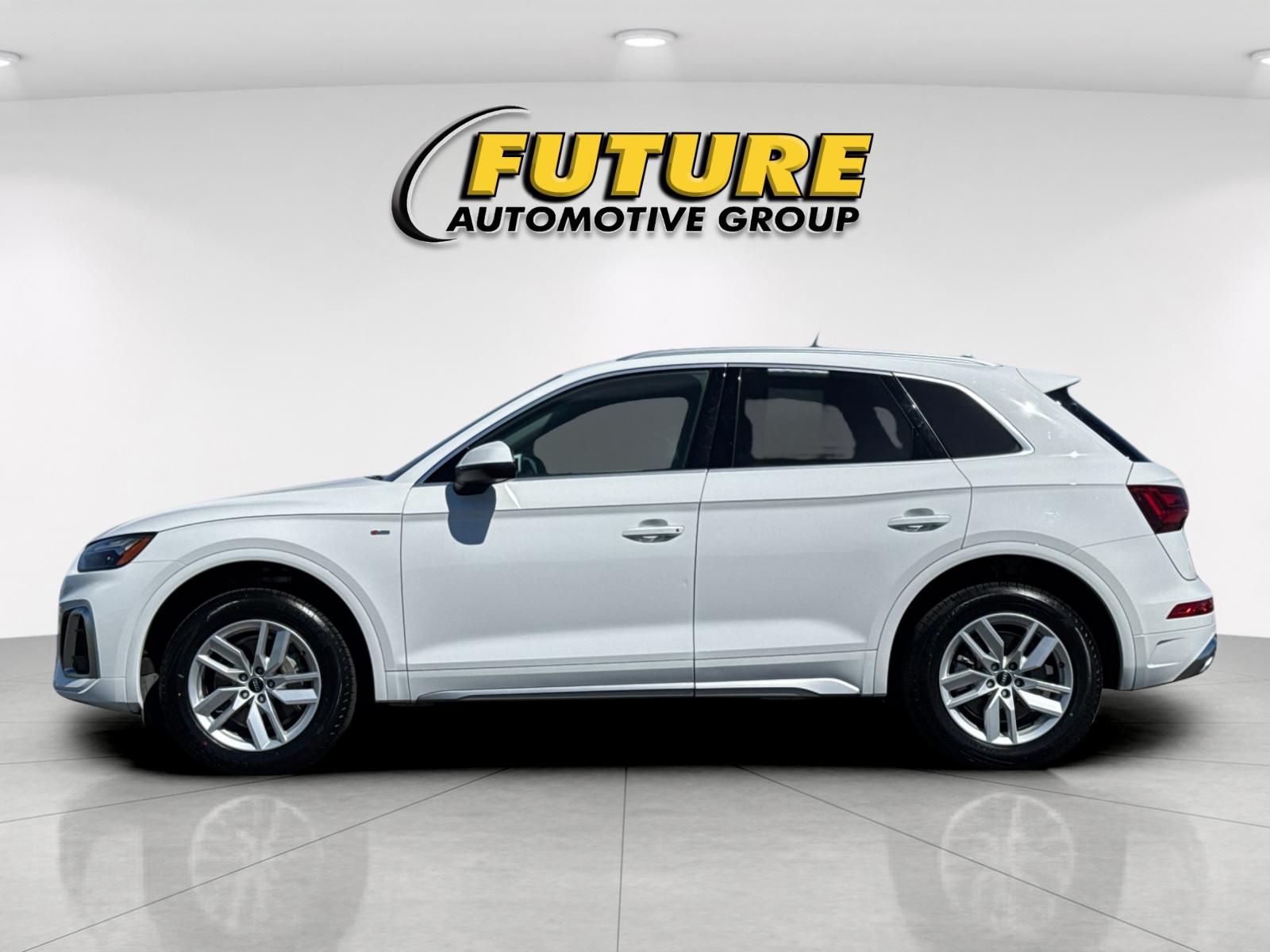 Used 2023 White Audi 45 S line Premium image 6