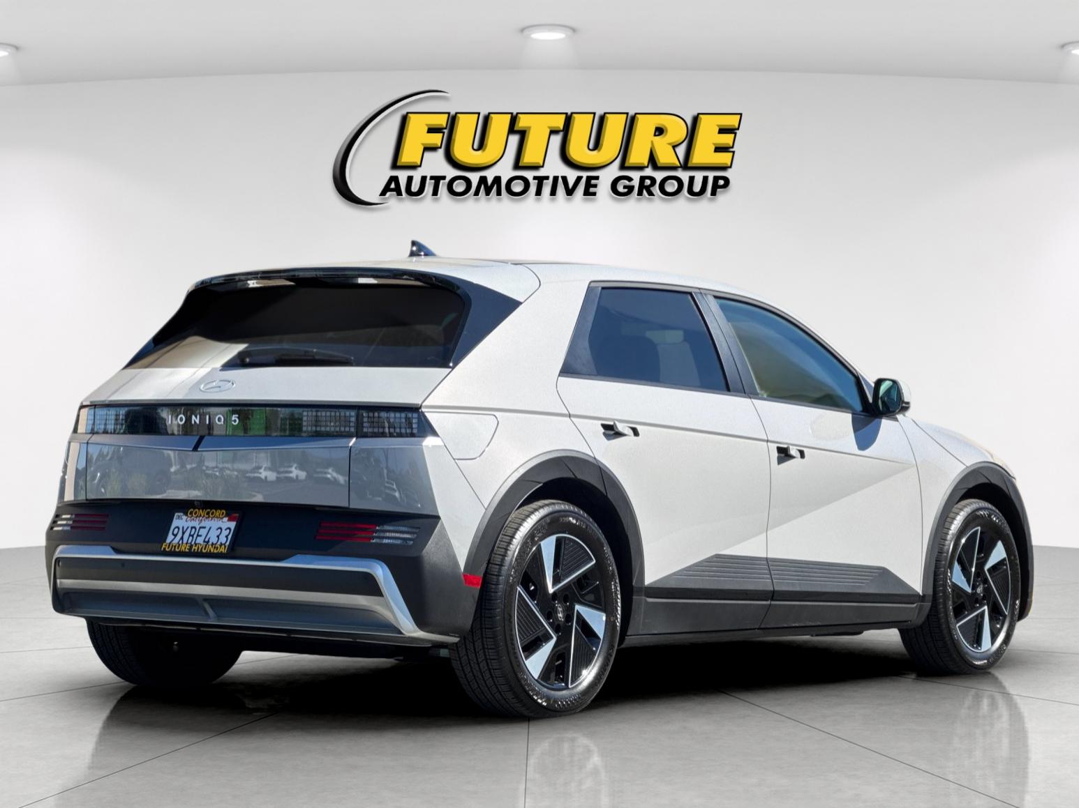 Used 2026 Gray Hyundai SEL image 3