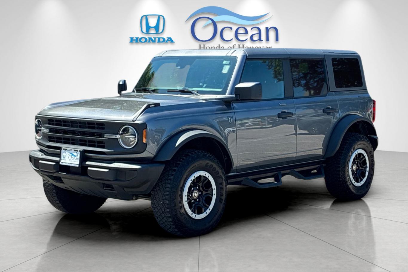Used 2023 Carbonized Gray Metallic Ford Base image 7