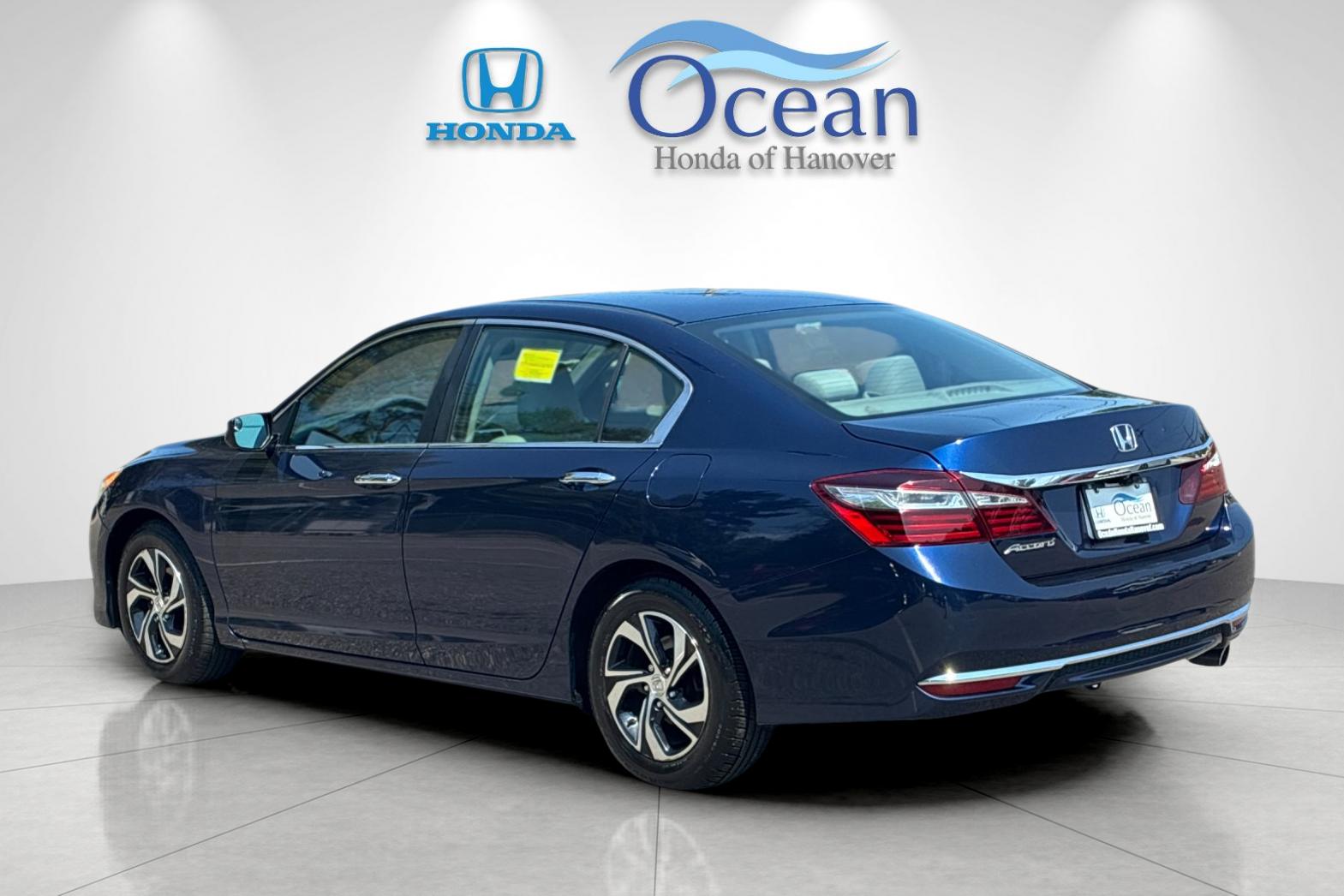 Used 2017 Obsidian Blue Pearl Honda LX image 5