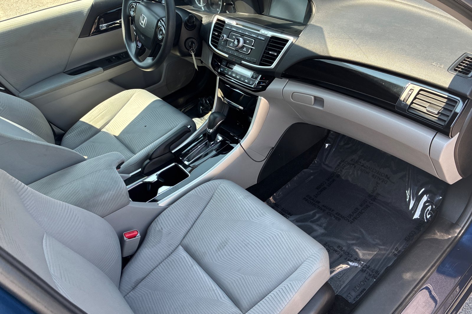Used 2017 Obsidian Blue Pearl Honda LX image 16