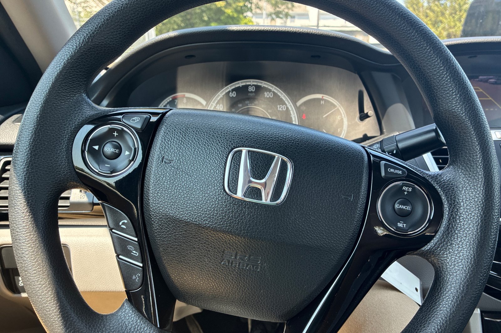Used 2017 Obsidian Blue Pearl Honda LX image 22