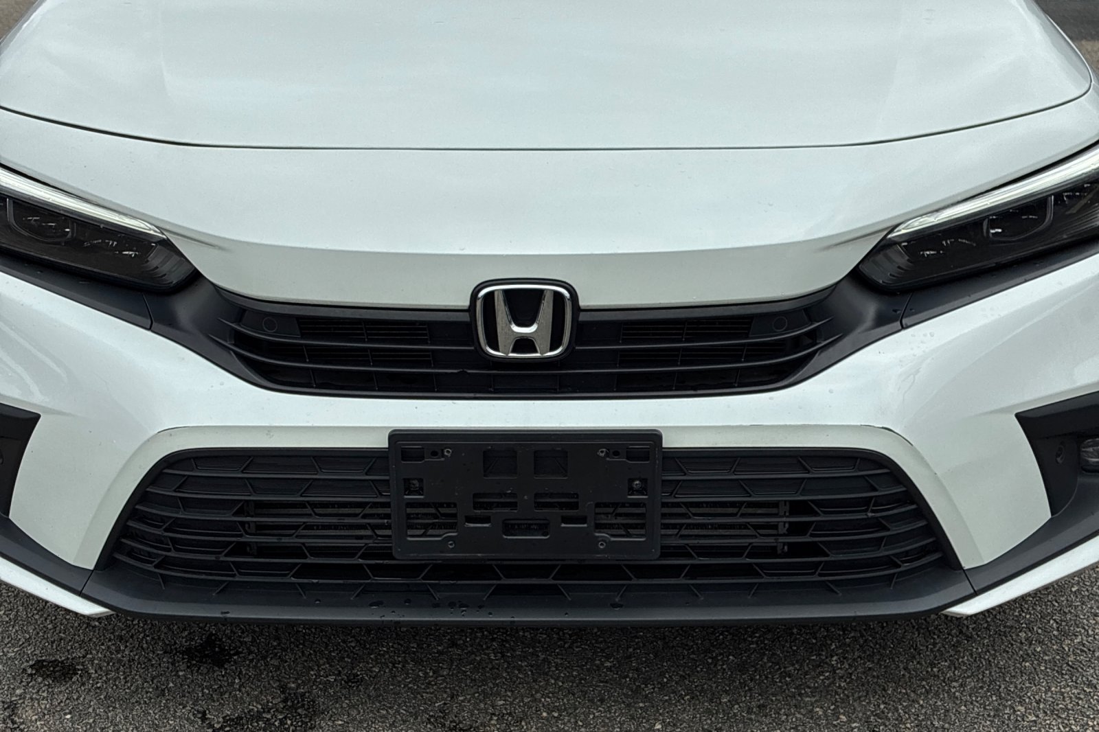 Used 2024 Platinum White Pearl Honda Touring image 46