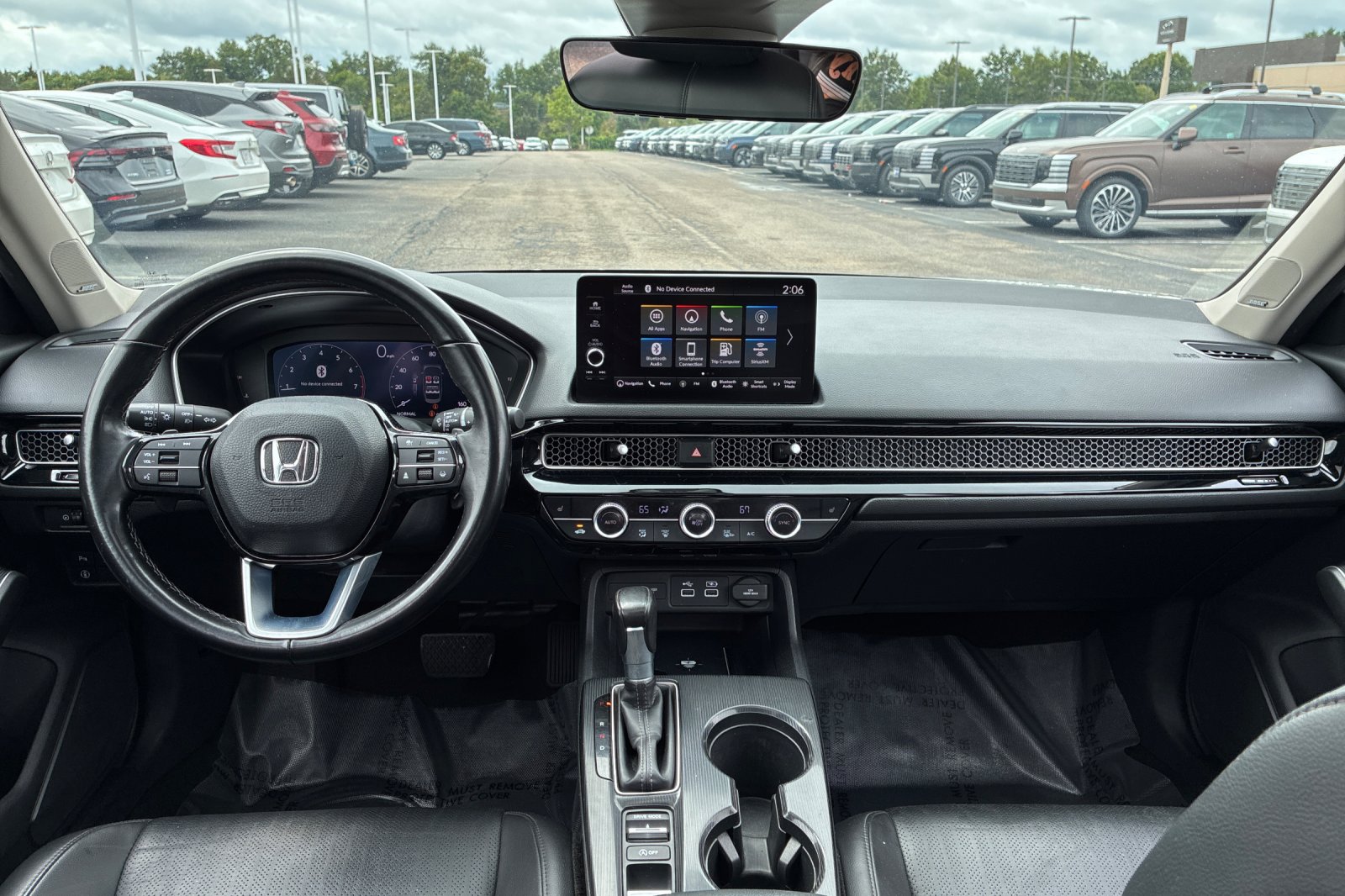 Used 2024 Platinum White Pearl Honda Touring image 16