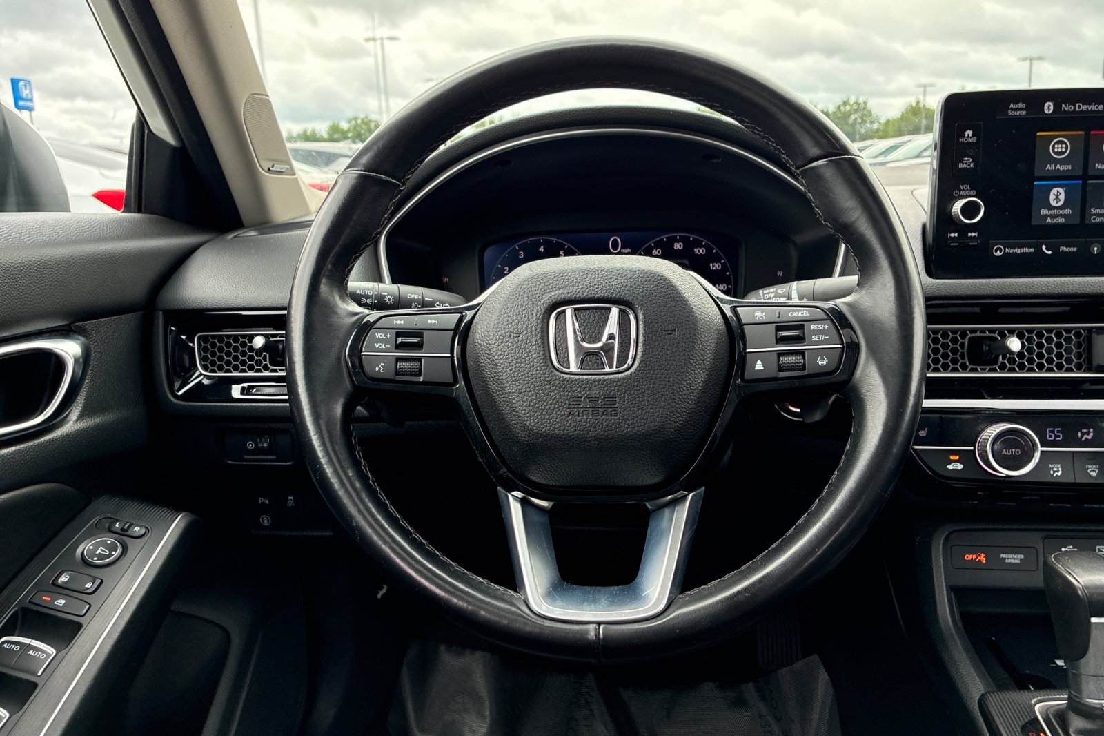 Used 2024 Platinum White Pearl Honda Touring image 32