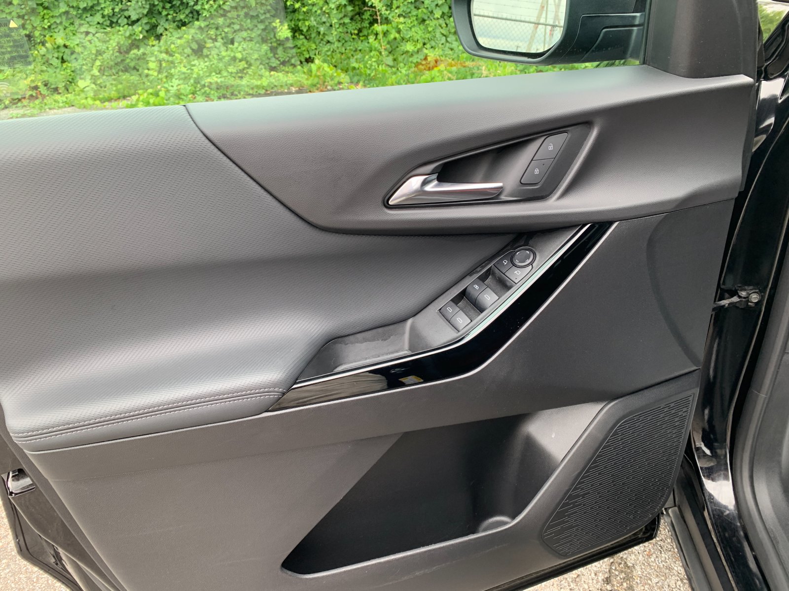 Used 2025 Black Chevrolet LT image 12
