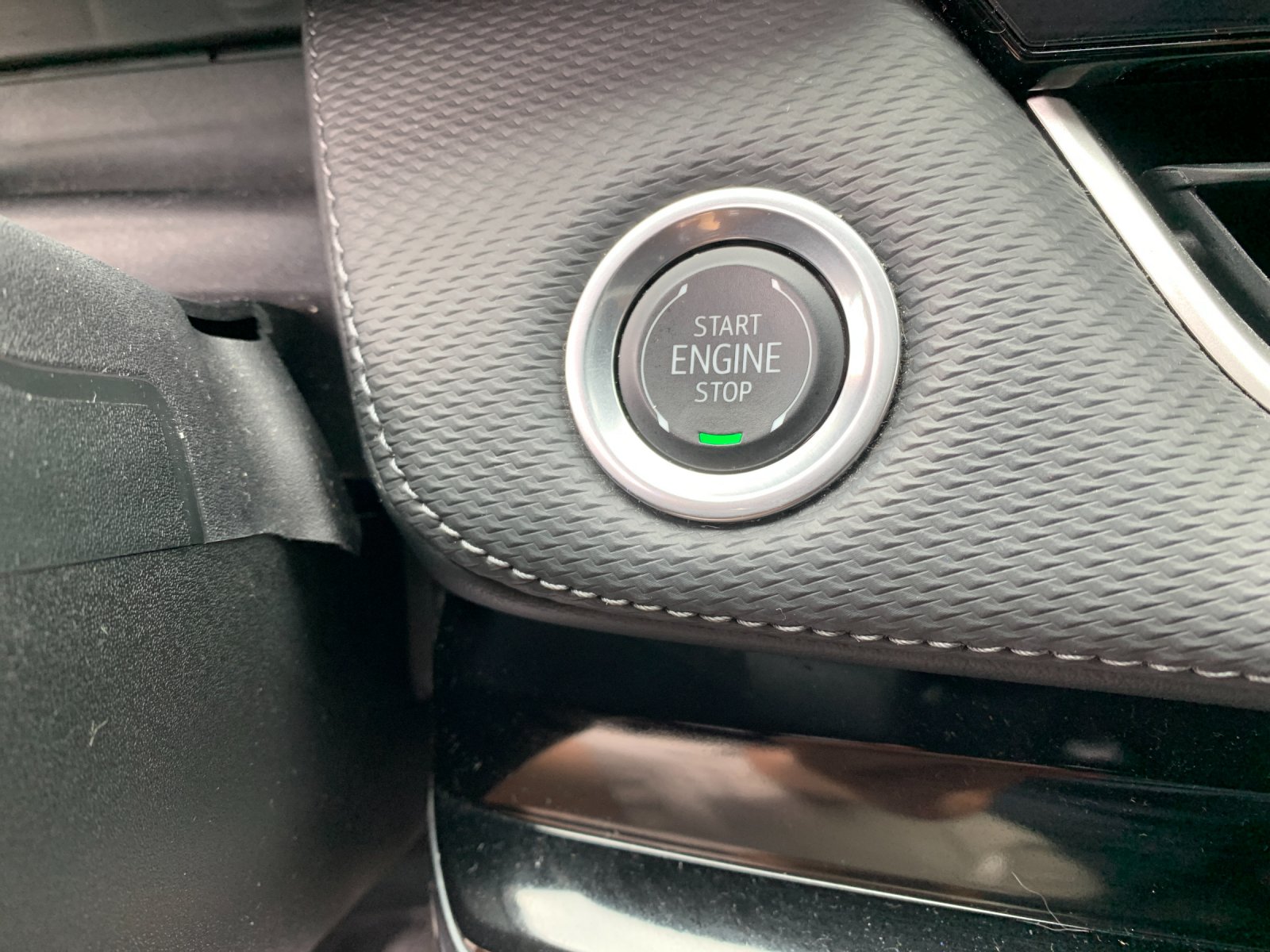 Used 2025 Black Chevrolet LT image 26