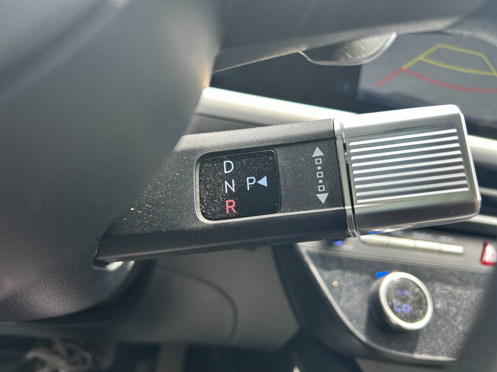 Used 2025 Abyss Black Hyundai SEL image 25